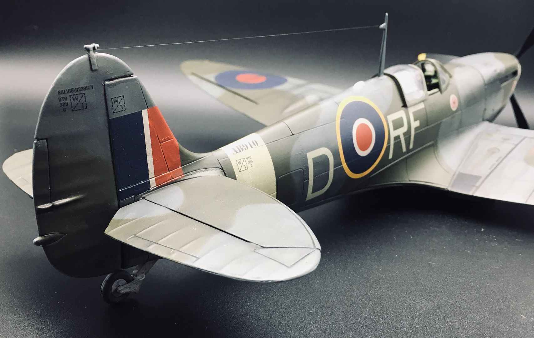 Airfix 124 Spitfire Mk Vb Lsm Work In Progress Large Scale Modeller